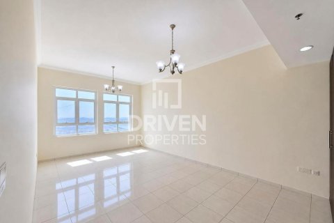 Apartment de 2 dormitorios en Majan, UAE No. 209816 9