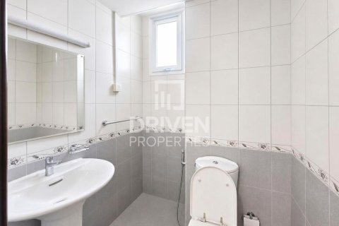 Apartment de 2 dormitorios en Majan, UAE No. 209816 21