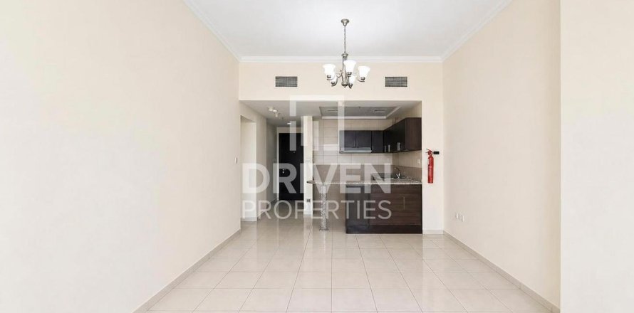 Apartment de 2 dormitorios en Majan, UAE No. 209816