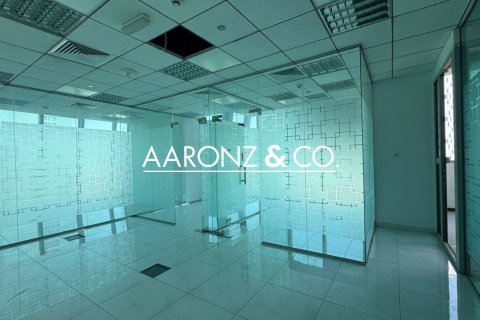 177مربع، مكتب في الخليج التجاري, الإمارات العربية المتحدة رقم 135967 5