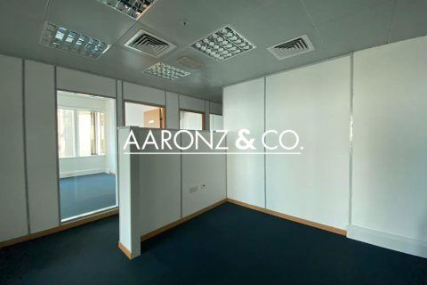 186مربع، مكتب في Sheikh Zayed Road, الإمارات العربية المتحدة رقم 135971 10