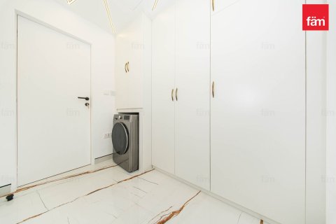 Квартира с 2 спальнями в Дубай, ОАЭ №186027 18