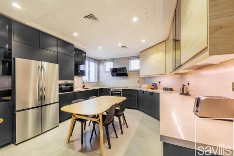 5 bedrooms Villa  No. 117404 18