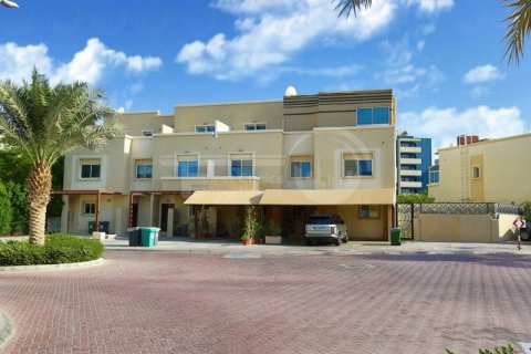 5 bedrooms Villa in Al Reef, UAE No. 12358 19