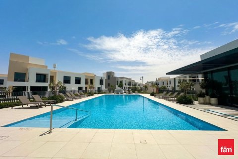4 bedrooms Villa in Dubai, UAE No. 163286 15