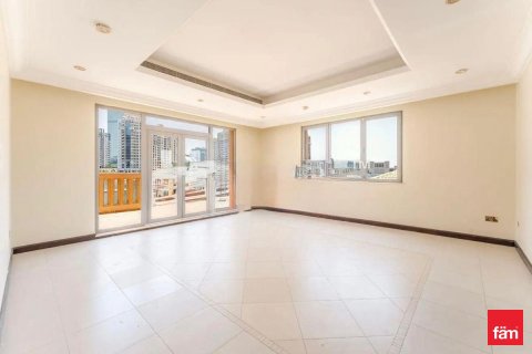 5 bedrooms Villa in Palm Jumeirah, UAE No. 163288