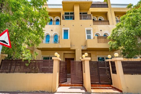 4 bedrooms Villa in Jumeirah Village Circle, UAE No. 210455 23