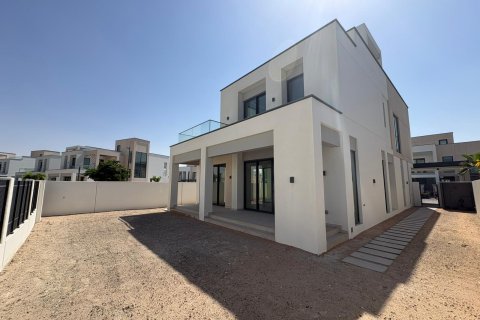 Villa de 4 dormitorios en Dubai, UAE No. 210459 3