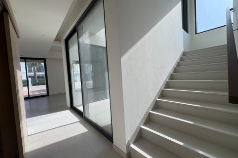 Villa de 4 dormitorios en Dubai, UAE No. 210459 18