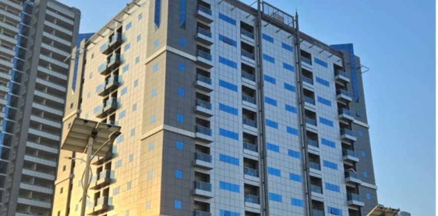 Apartment de 1 dormitorio en Dubai Sports City, UAE No. 210453