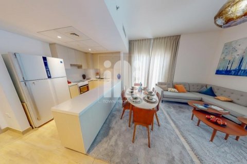 Apartment de 3 dormitorios en WATER'S EDGE Yas Island, UAE No. 96238 8