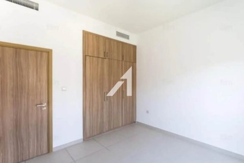 Villa de 4 dormitorios en Dubai Land, UAE No. 148373 15