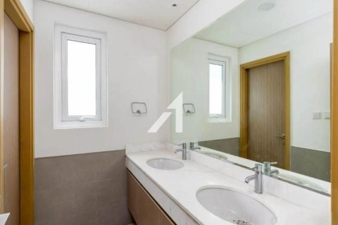 Villa de 4 dormitorios en Dubai Land, UAE No. 148373 5