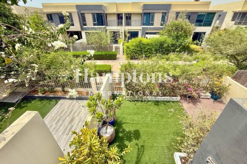 Townhouse de 4 dormitorios  No. 124826 2