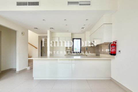 Townhouse de 4 dormitorios  No. 124826 5