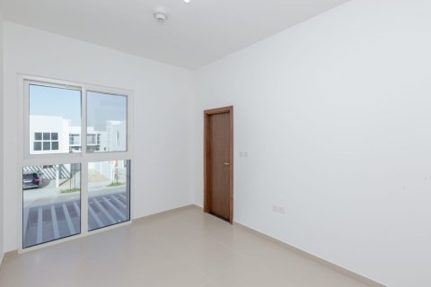 Квартира с 3 спальнями в Arabella Townhouses, ОАЭ №166977 6