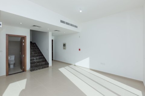 Квартира с 3 спальнями в Arabella Townhouses, ОАЭ №166977 15