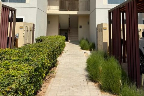 Квартира с 2 спальнями в EMAAR South, ОАЭ №166978 26