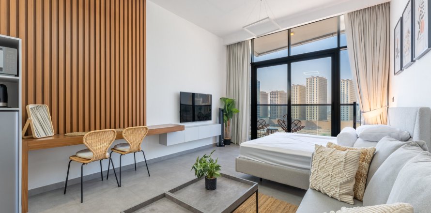 Studio Apartment in Dubai Sports City, UAE No. 171907