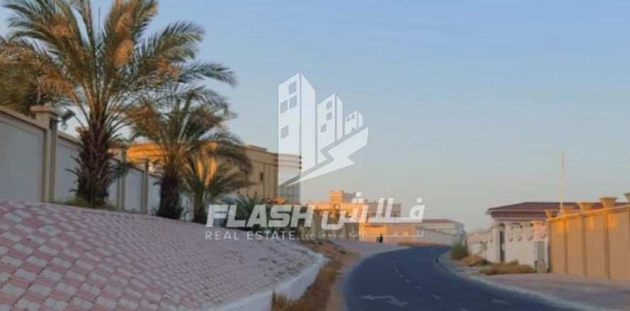 Villa de 10 chambres à Al Dhait, UAE No. 88227