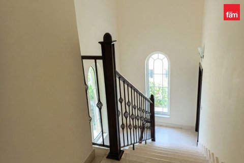 Вилла с 4 спальнями в Jumeirah Park, ОАЭ №186434 10