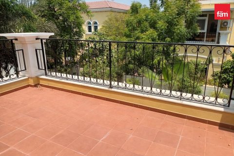 Вилла с 4 спальнями в Jumeirah Park, ОАЭ №186434 11