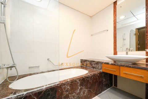 2 bedrooms Apartment in Dubai, UAE No. 147921 19