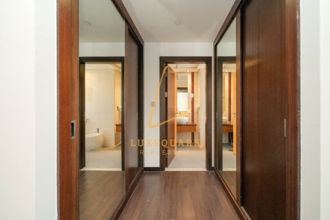 2 bedrooms Apartment in Dubai, UAE No. 147921 16