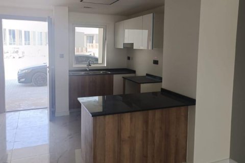 Townhouse de 2 chambres à Rukan, UAE No. 167708 10