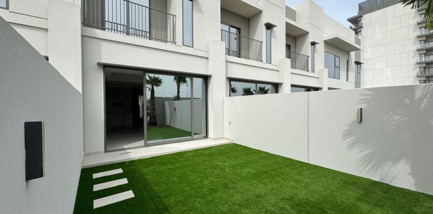 Townhouse de 2 dormitorios en Mohammed Bin Rashid City, UAE No. 184382