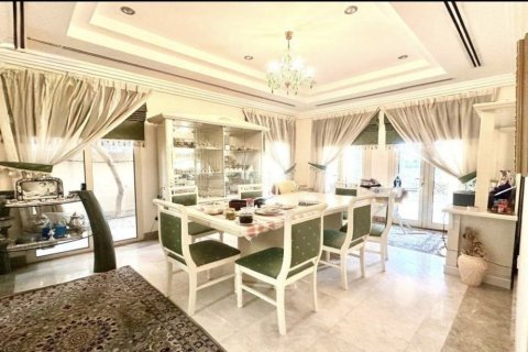 Villa de 5 dormitorios en Meadows, UAE No. 186595 8