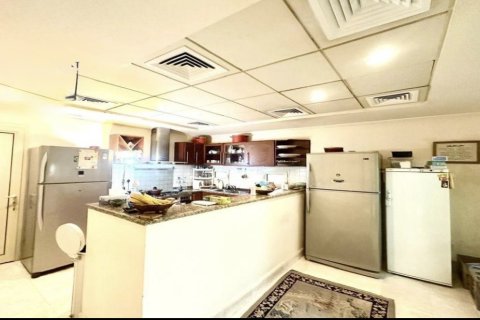 Villa de 5 dormitorios en Meadows, UAE No. 186595 9
