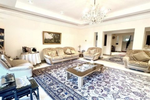 Villa de 5 dormitorios en Meadows, UAE No. 186595 6