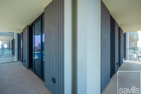 Квартира с 2 спальнями в EMAAR Beachfront, ОАЭ №194597 3