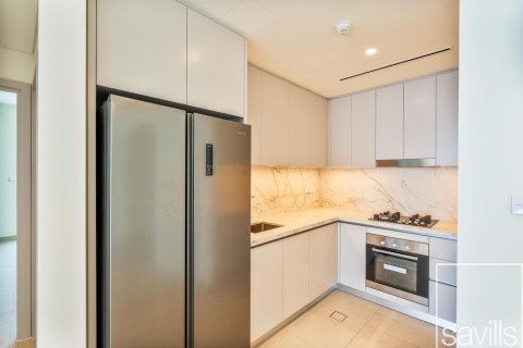 Квартира с 2 спальнями в EMAAR Beachfront, ОАЭ №194597 15