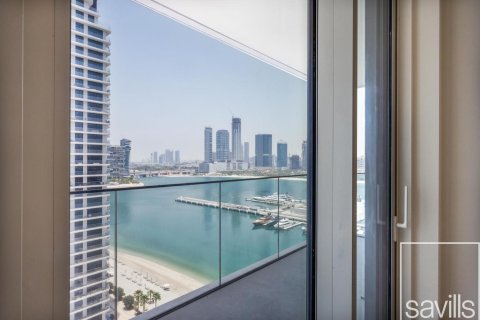 Квартира с 2 спальнями в EMAAR Beachfront, ОАЭ №194597 14