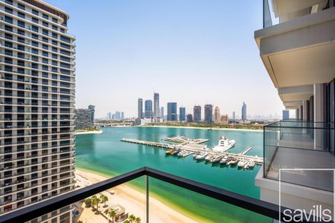 Квартира с 2 спальнями в EMAAR Beachfront, ОАЭ №194597