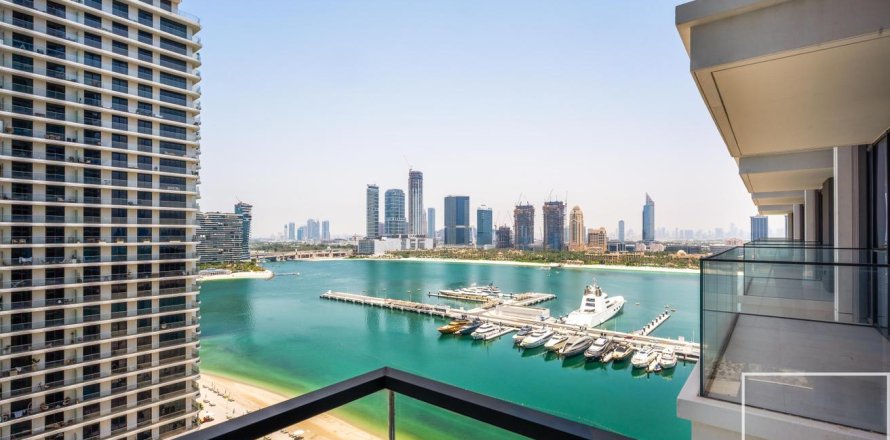 Квартира с 2 спальнями в EMAAR Beachfront, ОАЭ №194597