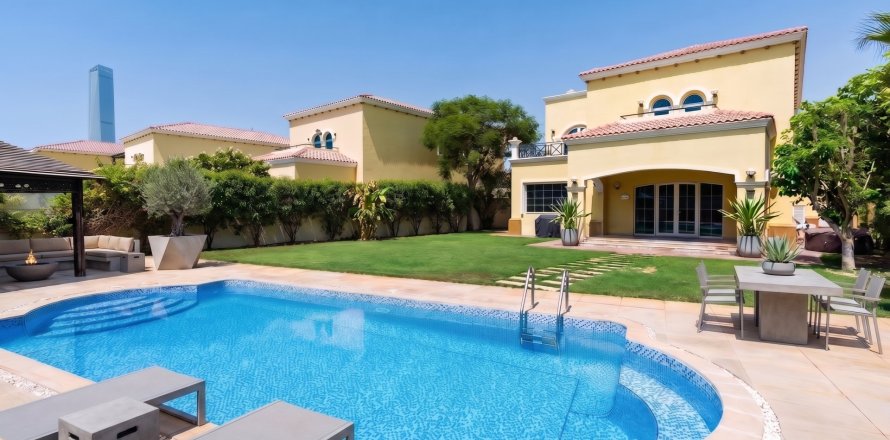 4 bedrooms Villa in Jumeirah Islands, UAE No. 183459