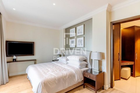 Apartment de 2 dormitorios en The Address Residence Fountain Views, UAE No. 84285 13