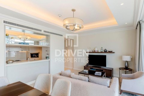 Apartment de 2 dormitorios en The Address Residence Fountain Views, UAE No. 84285 5