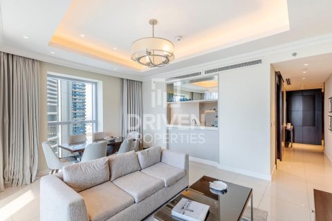 Apartment de 2 dormitorios en The Address Residence Fountain Views, UAE No. 84285 11