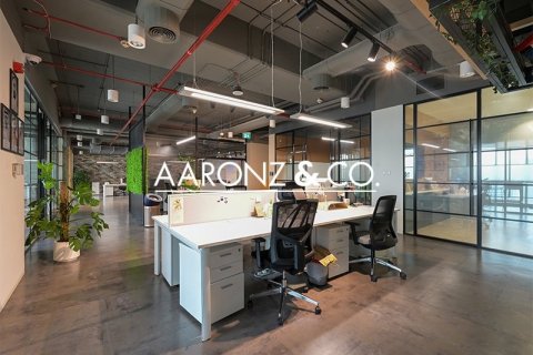 367m² Office in Dubai Marina, UAE No. 142862 9