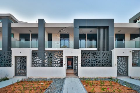 Townhouse de 3 dormitorios No. 127736 2