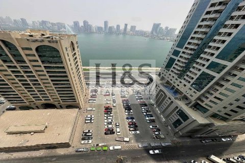 Land de 2406m²  No. 112635 8