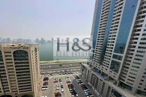 Land de 2406m²  No. 112635 6