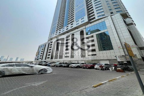Land de 2406m²  No. 112635 5