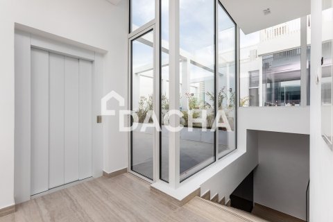 Вилла с 4 спальнями в Аль-Барари, ОАЭ №155606 4