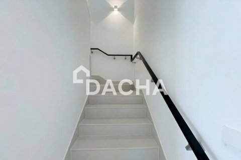 Townhouse de 3 chambres à EMAAR South, UAE No. 155602 11