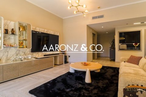 3 bedrooms Apartment  No. 110081 4